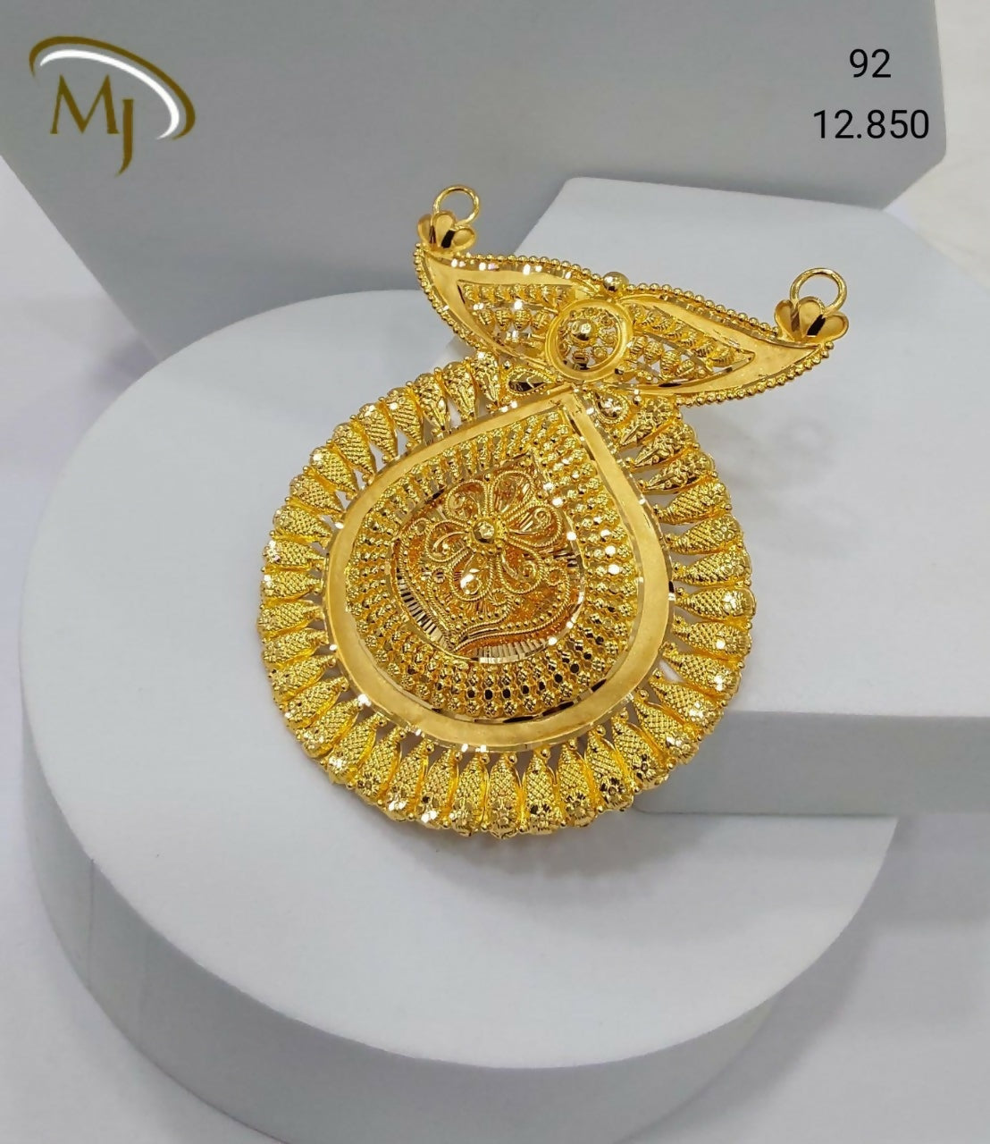 22kt Gold Mangalsutra Pendants Sarafa Bazar India