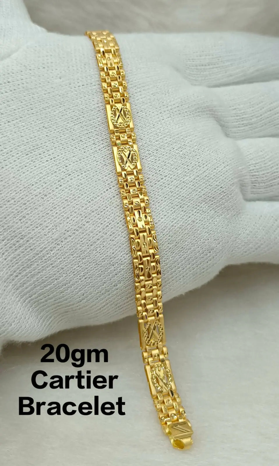 Cartier LOVE 18 Karat White Gold 4 Diamond Bracelet with Screwdriver Size  16 For Sale at 1stDibs | cartier 750 16 re 1868, cartier 750 19 re 1868,  cartier 750 bracelet