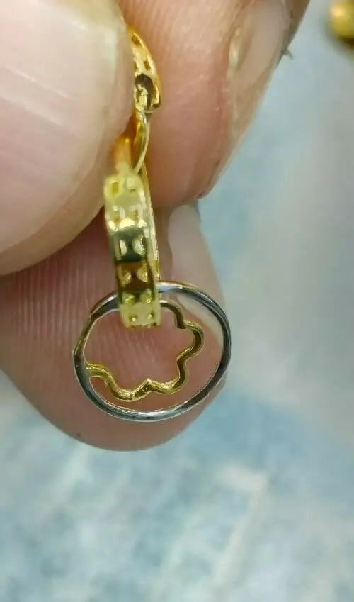 Casting Gaints Bali Sarafa Bazar India