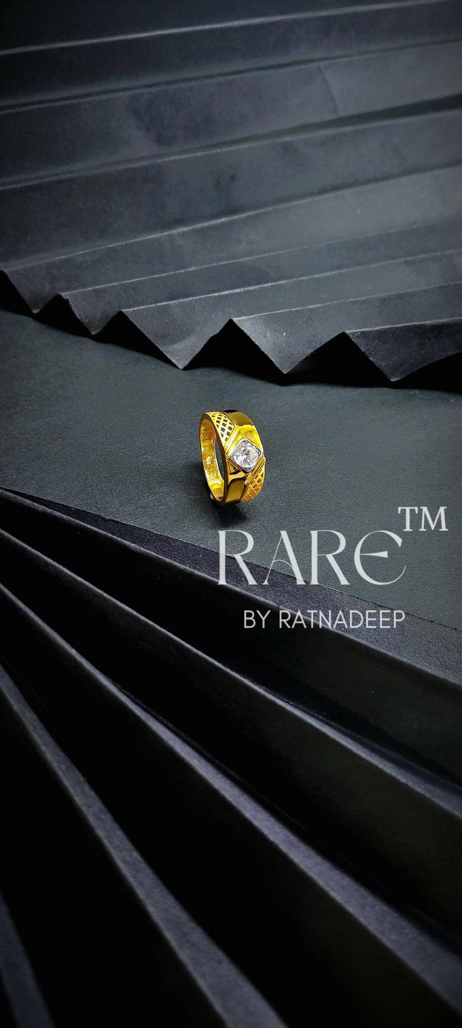 Solitaire Gents Ring Sarafa Bazar India