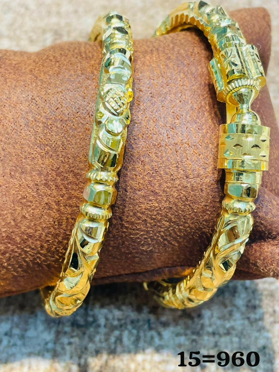 Nakashi Bangles Sarafa Bazar India