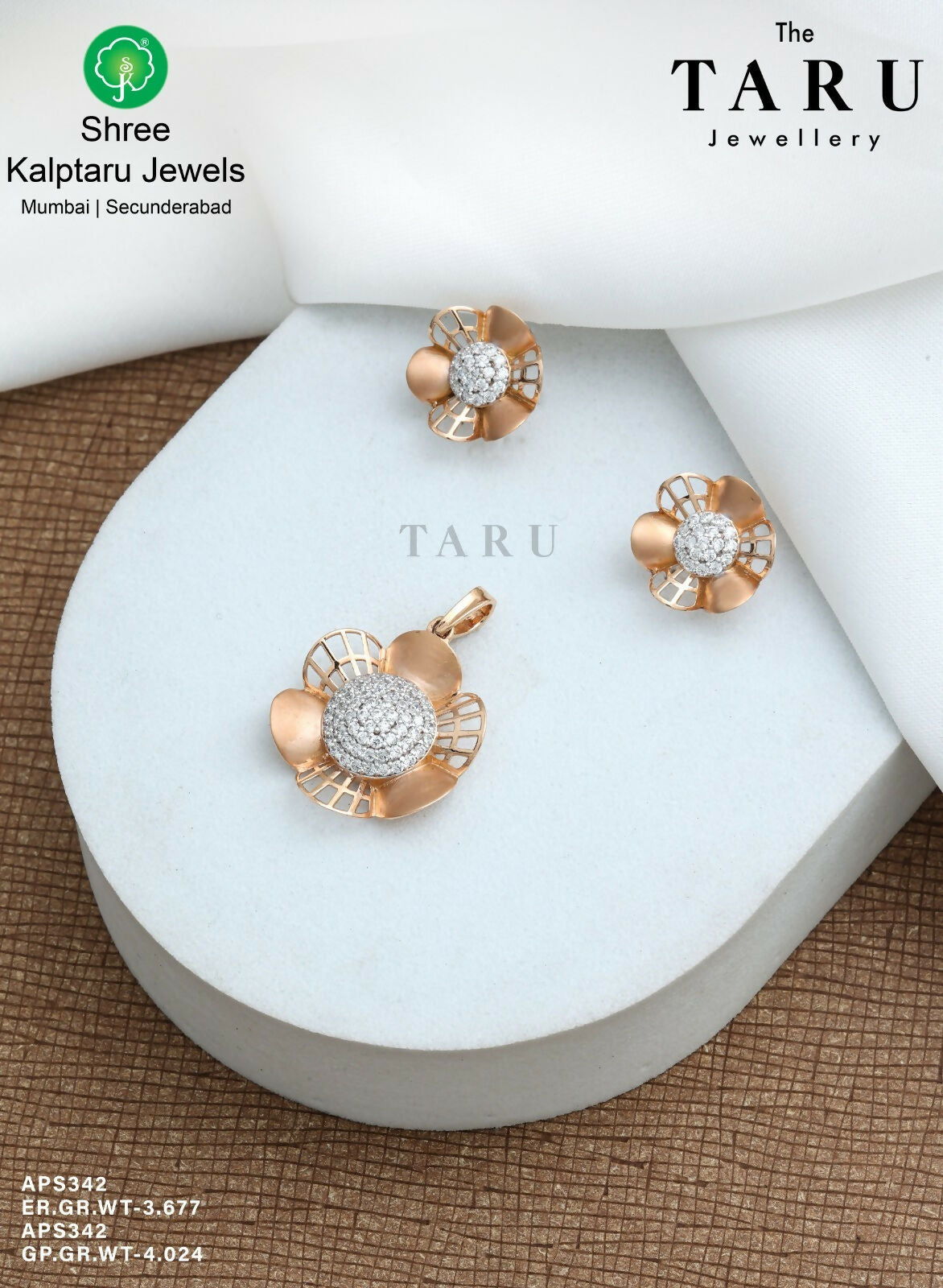 Rose Gold Pendant Set Sarafa Bazar India