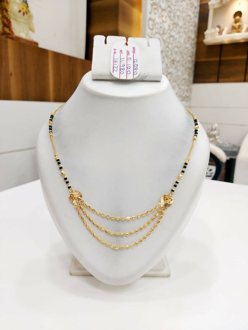 Gold Mangalsutra Sarafa Bazar India