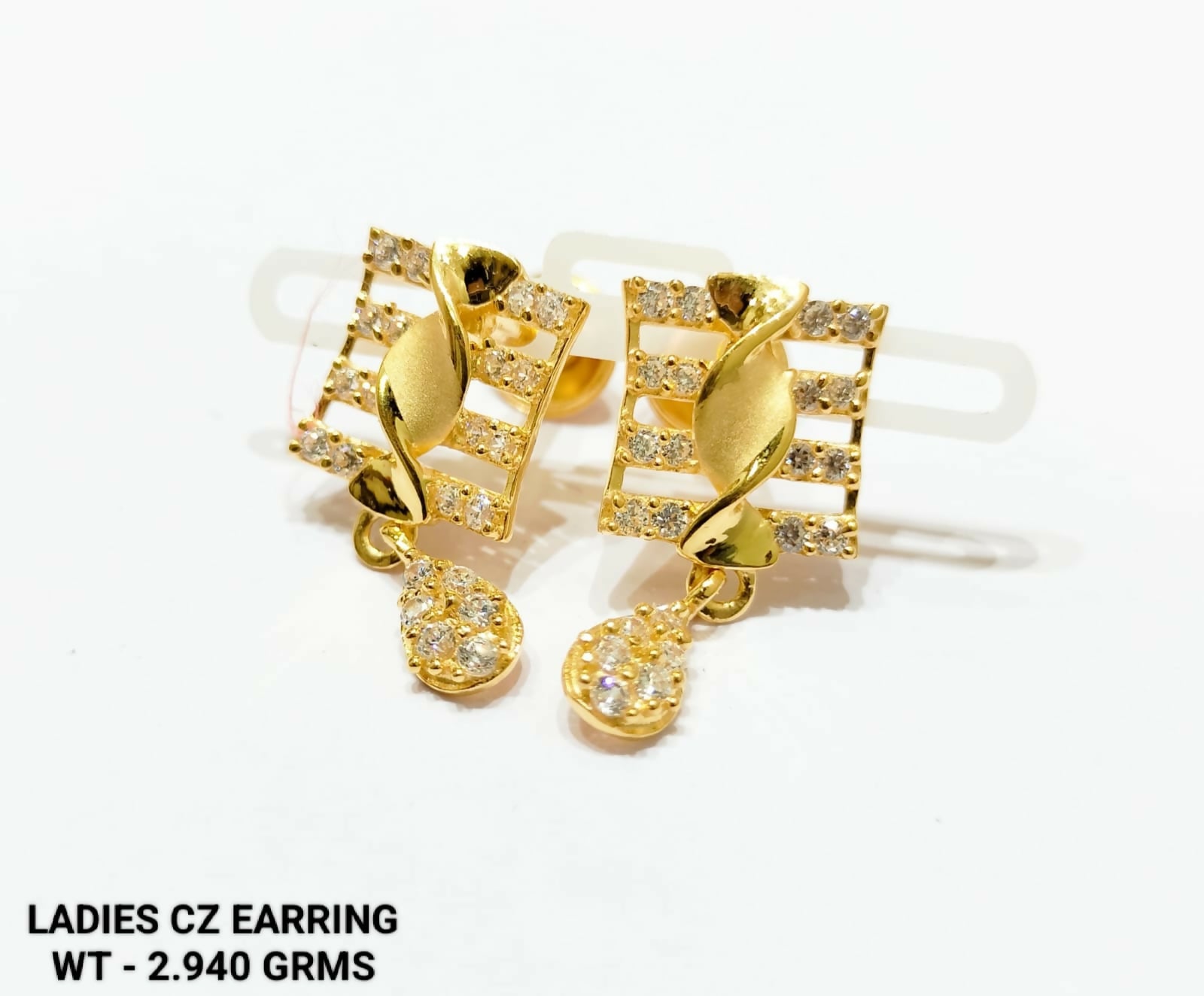 Ladies CZ Earring Sarafa Bazar India