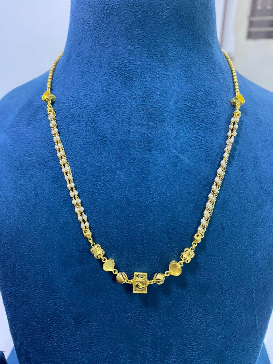 Antique MalaAntique Mala Sarafa Bazar India