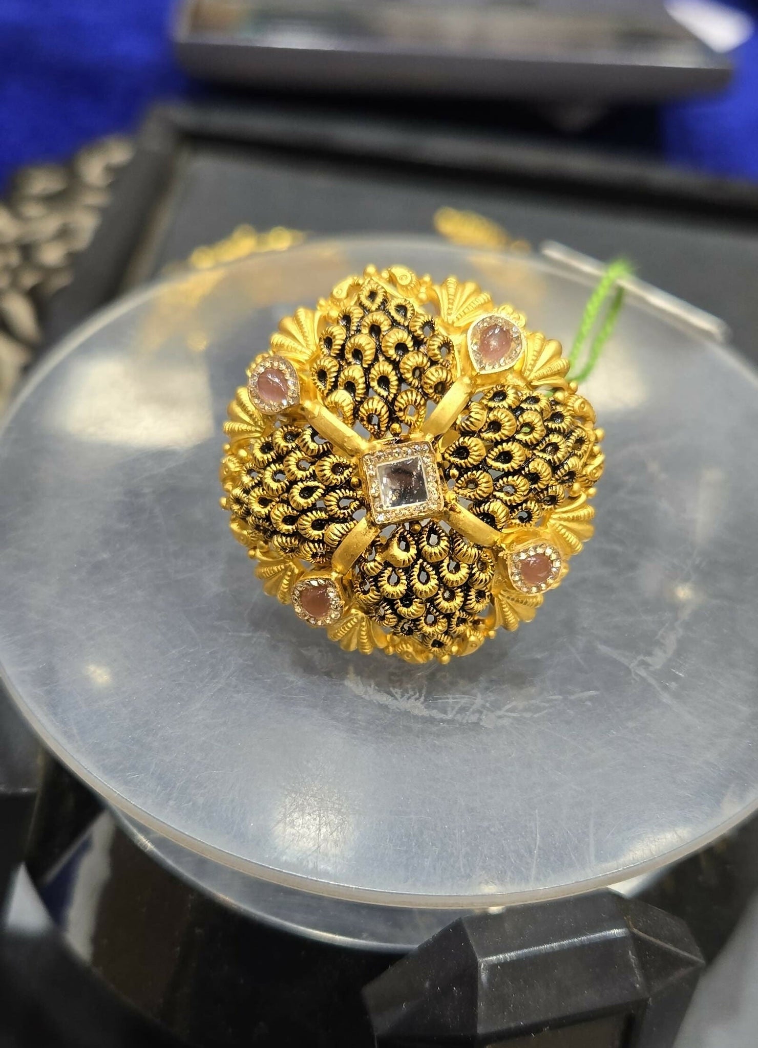 Gold Ladies Ring Sarafa Bazar India