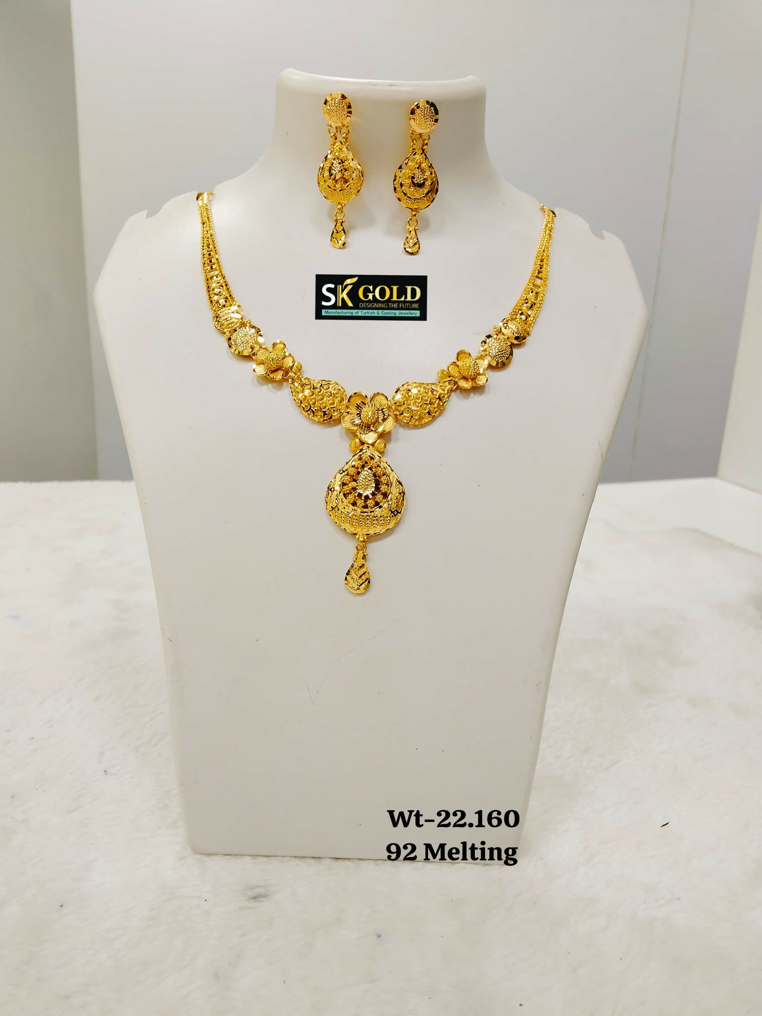 22kt Flora Set Sarafa Bazar India