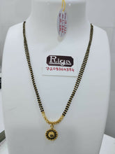 Short mangalsutra Sarafa Bazar India