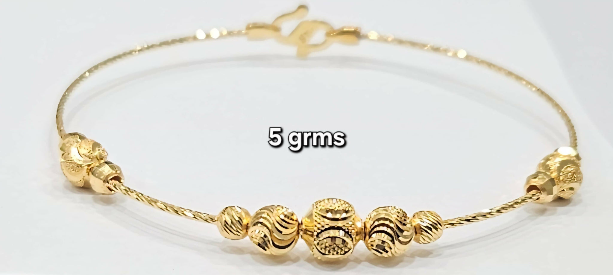 Ladies Vertical Kada Sarafa Bazar India