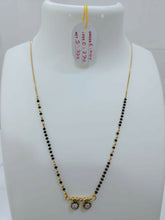 SHORT GOLD MANGALSUTRA Sarafa Bazar India