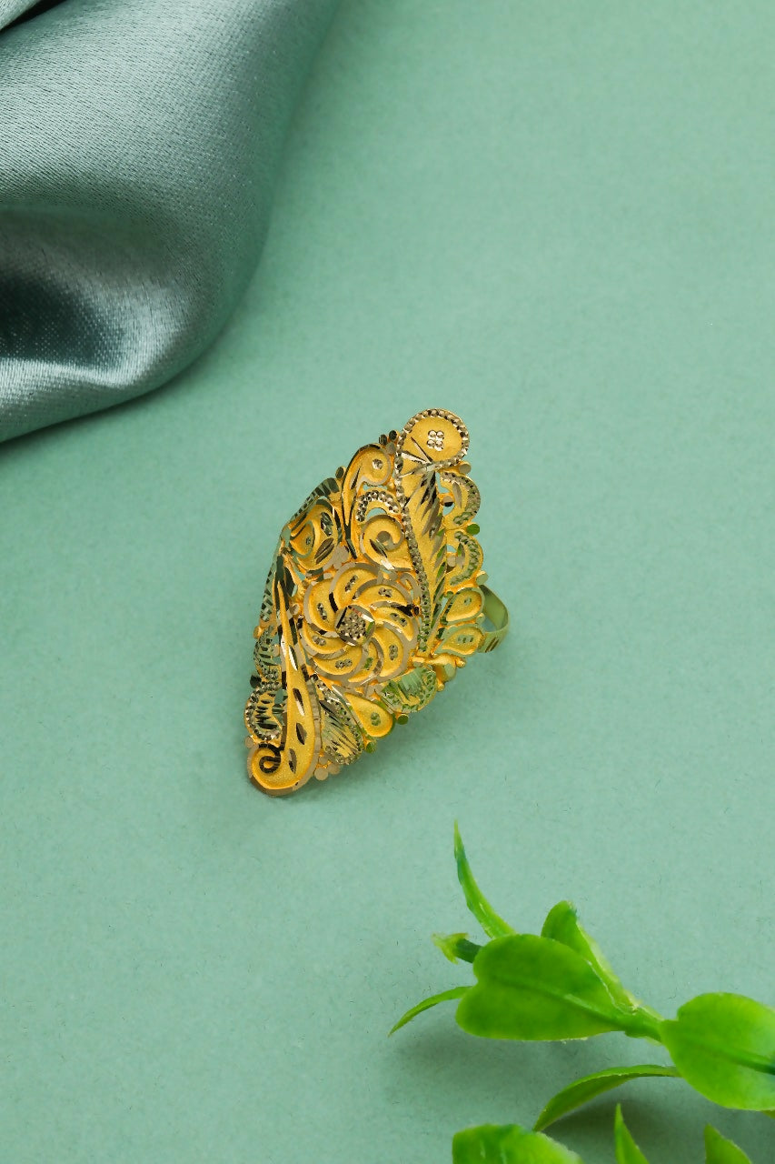 Gold Ladies Rings Sarafa Bazar India