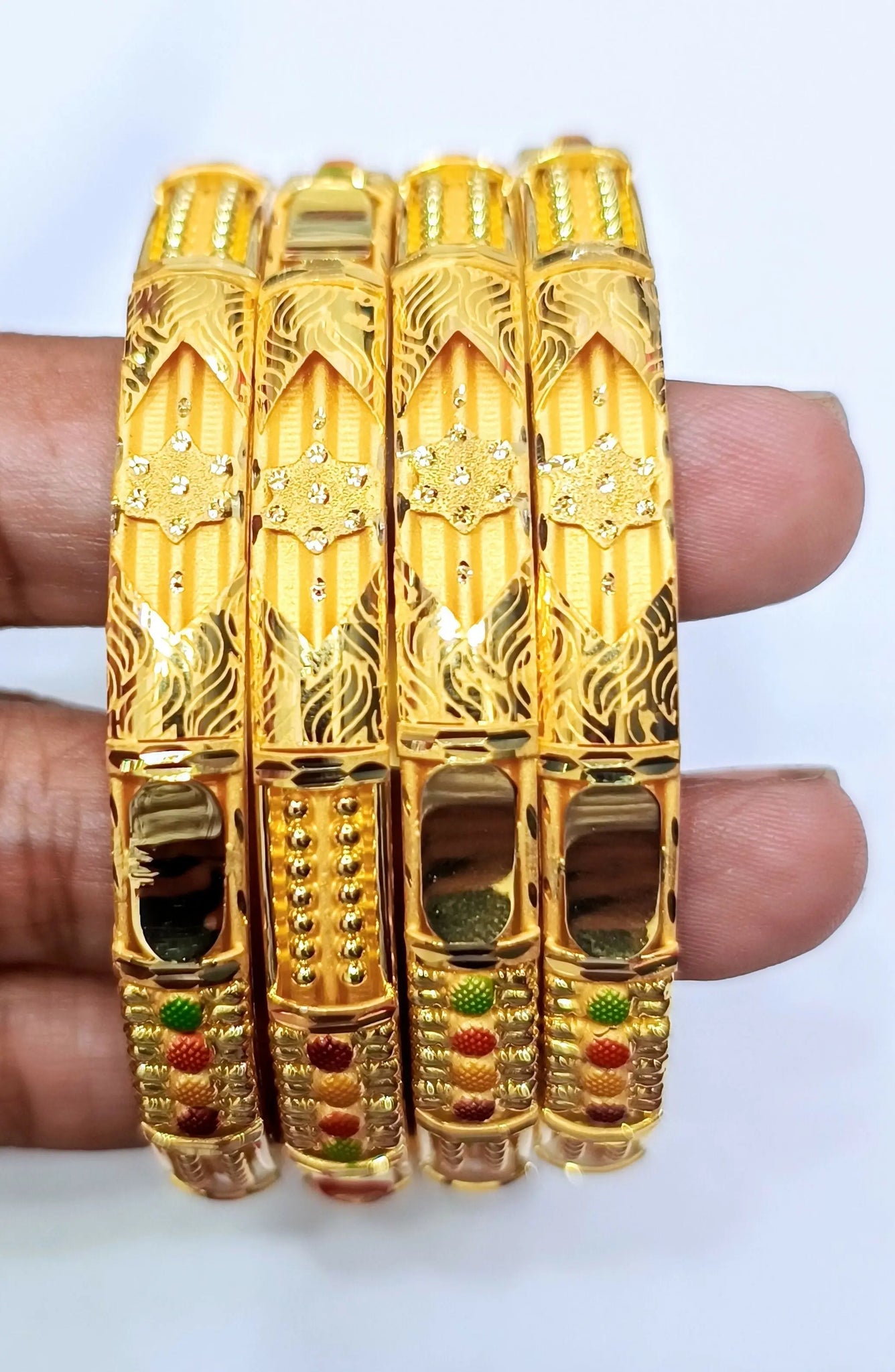 Gold Bangles Sarafa Bazar India