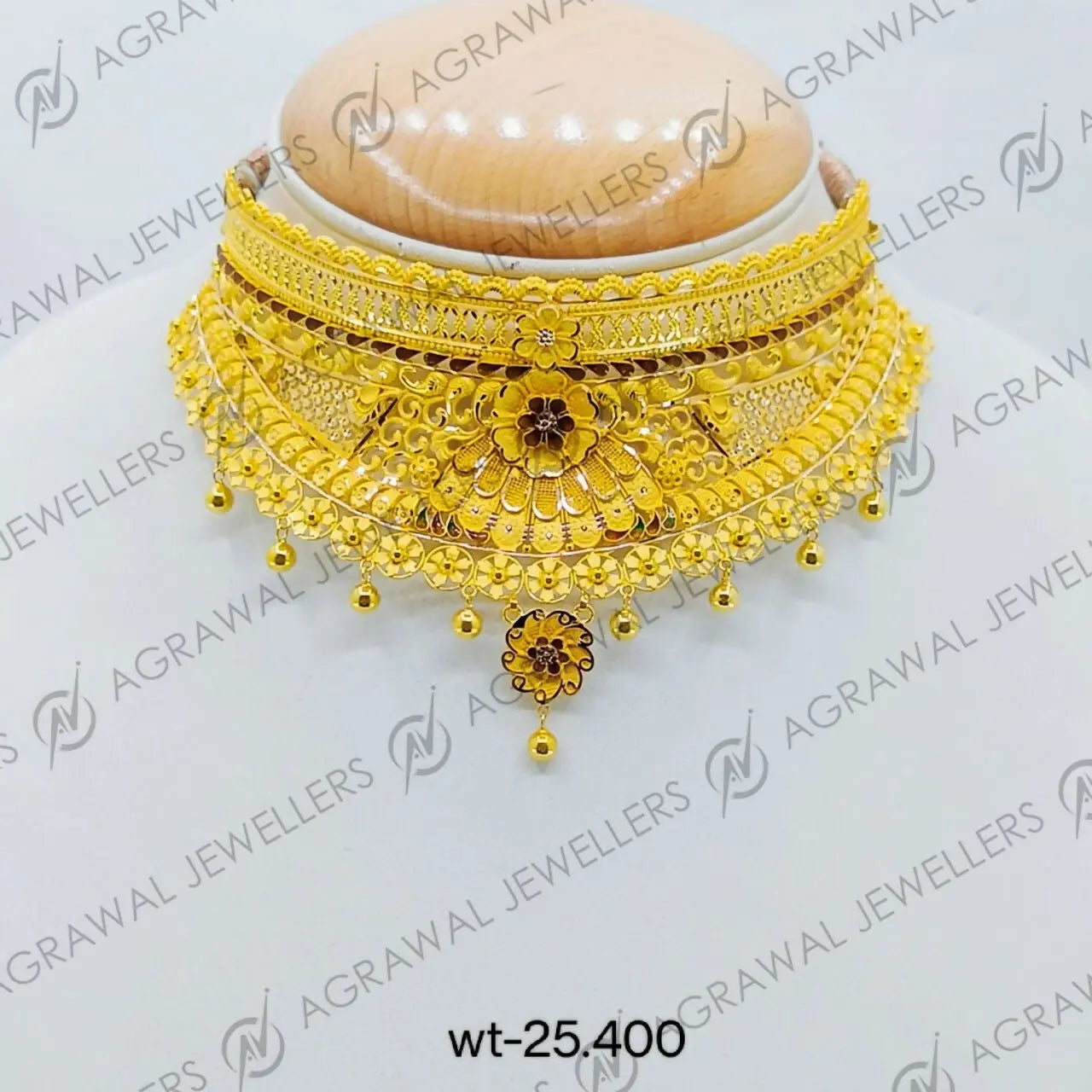 Gold Choker Sarafa Bazar India