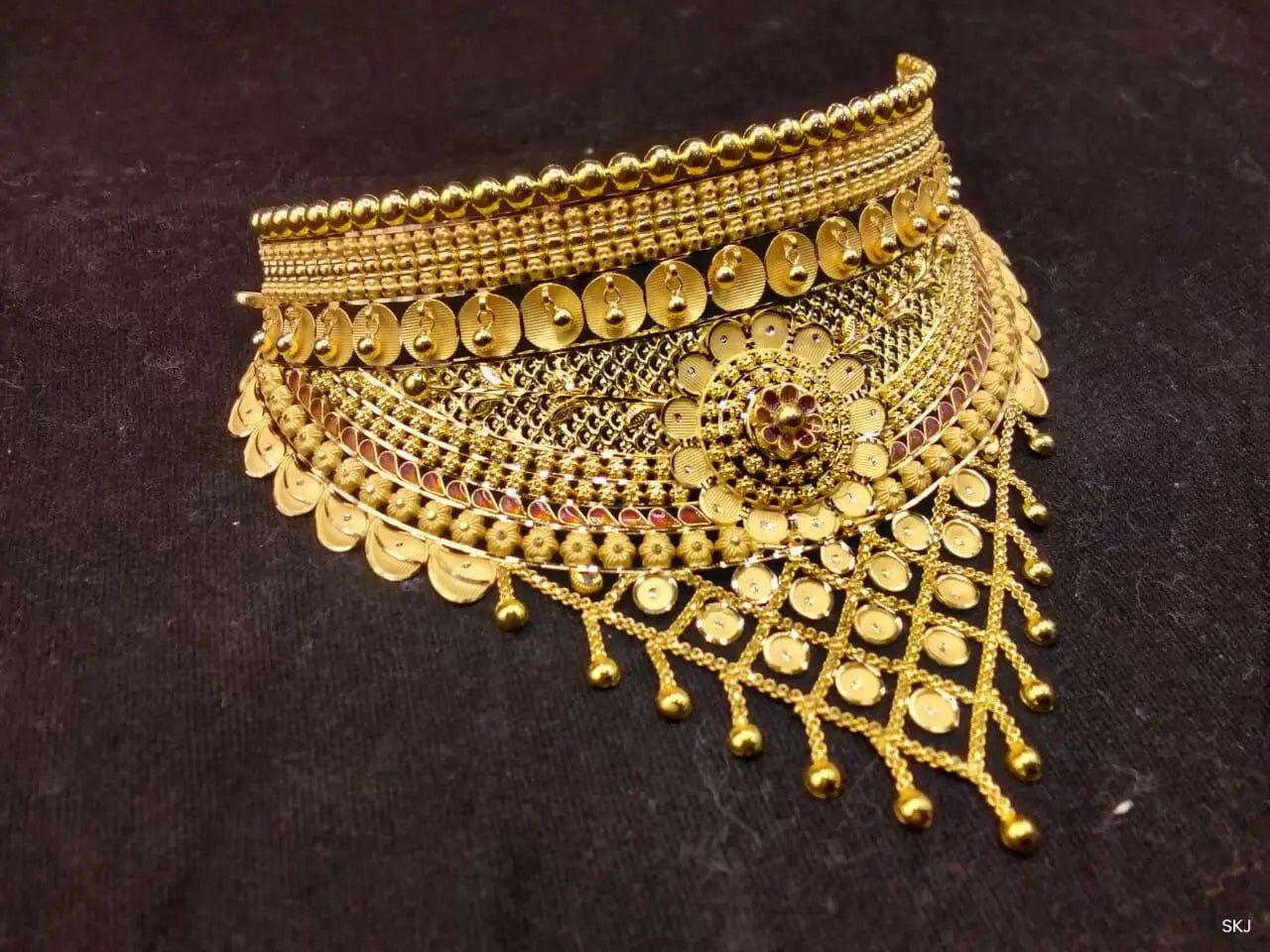 Gold Choker Sarafa Bazar India