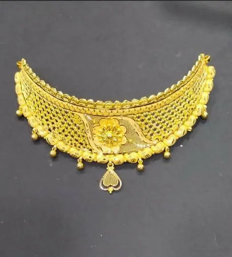 Gold Choker Sarafa Bazar India