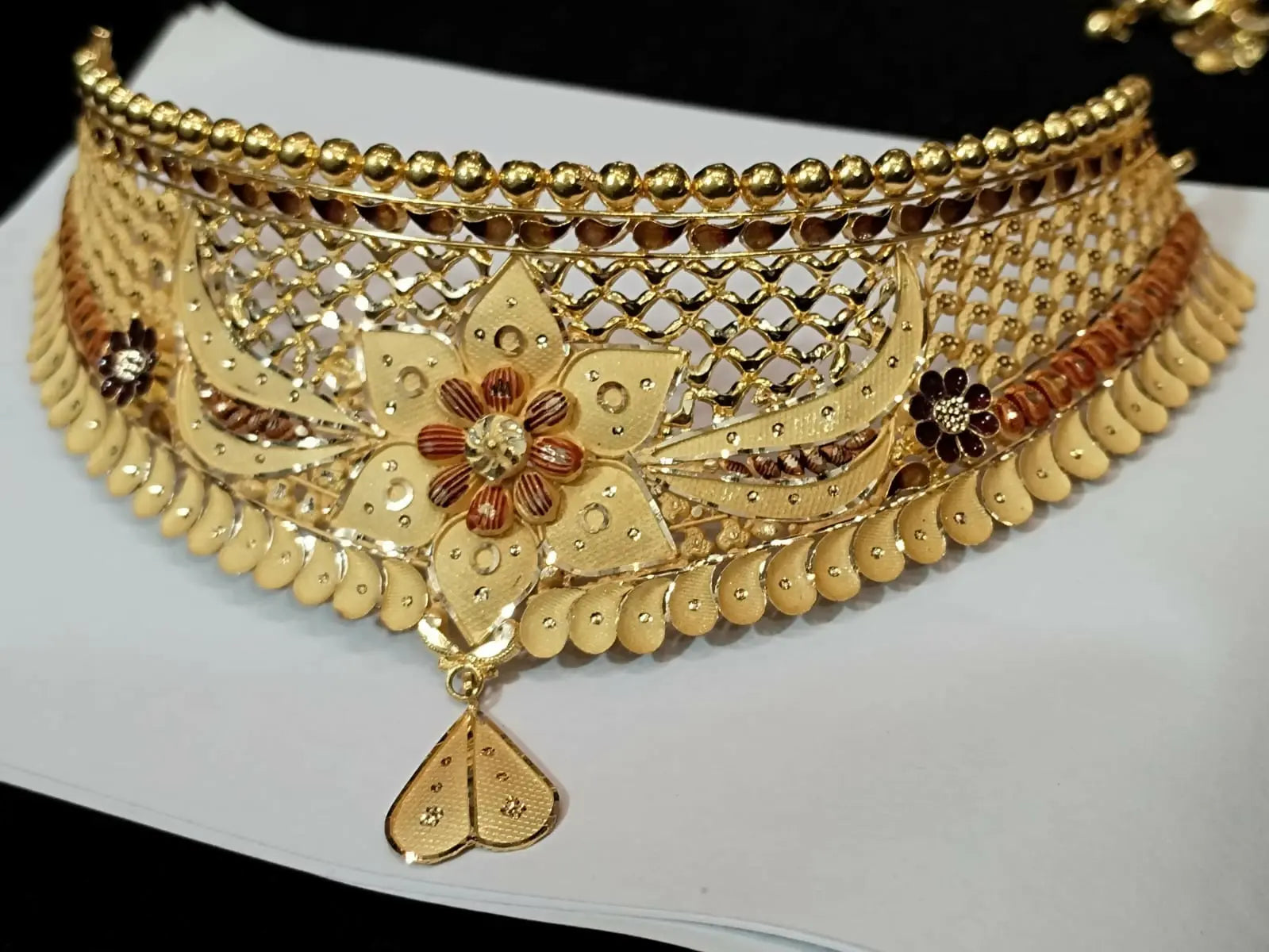 Gold Choker Sarafa Bazar India