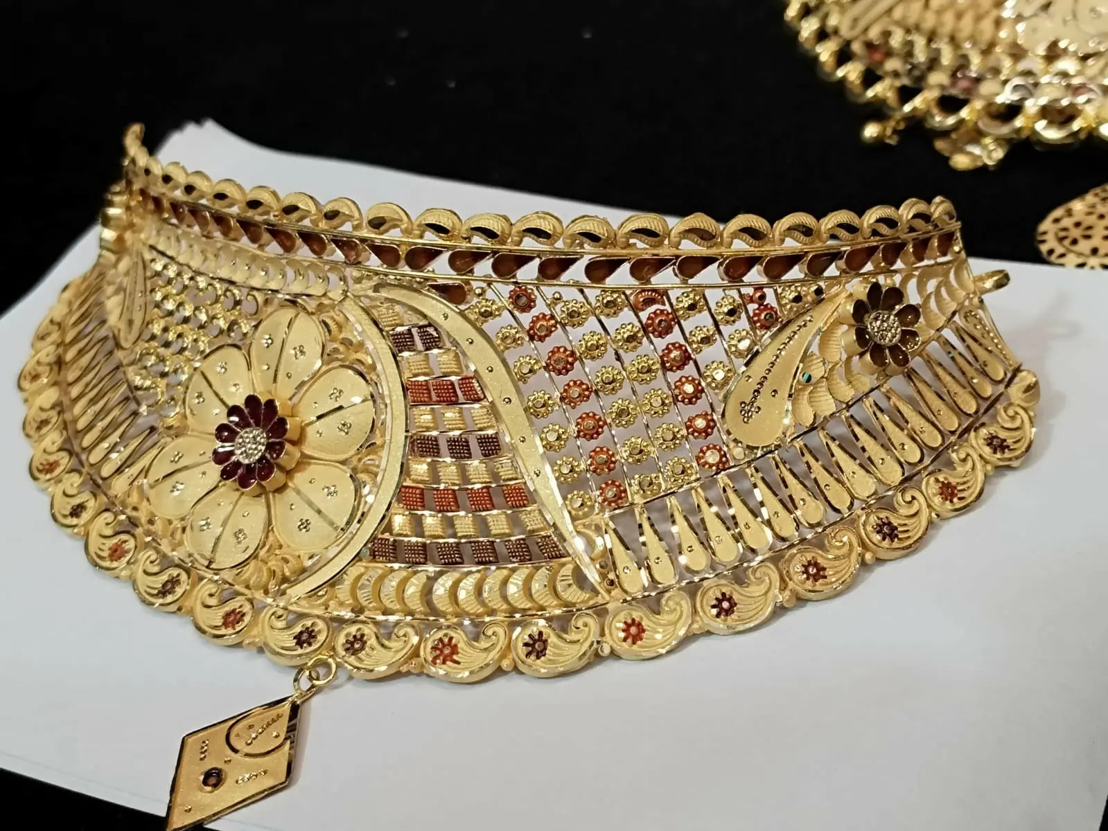 Gold Choker Sarafa Bazar India