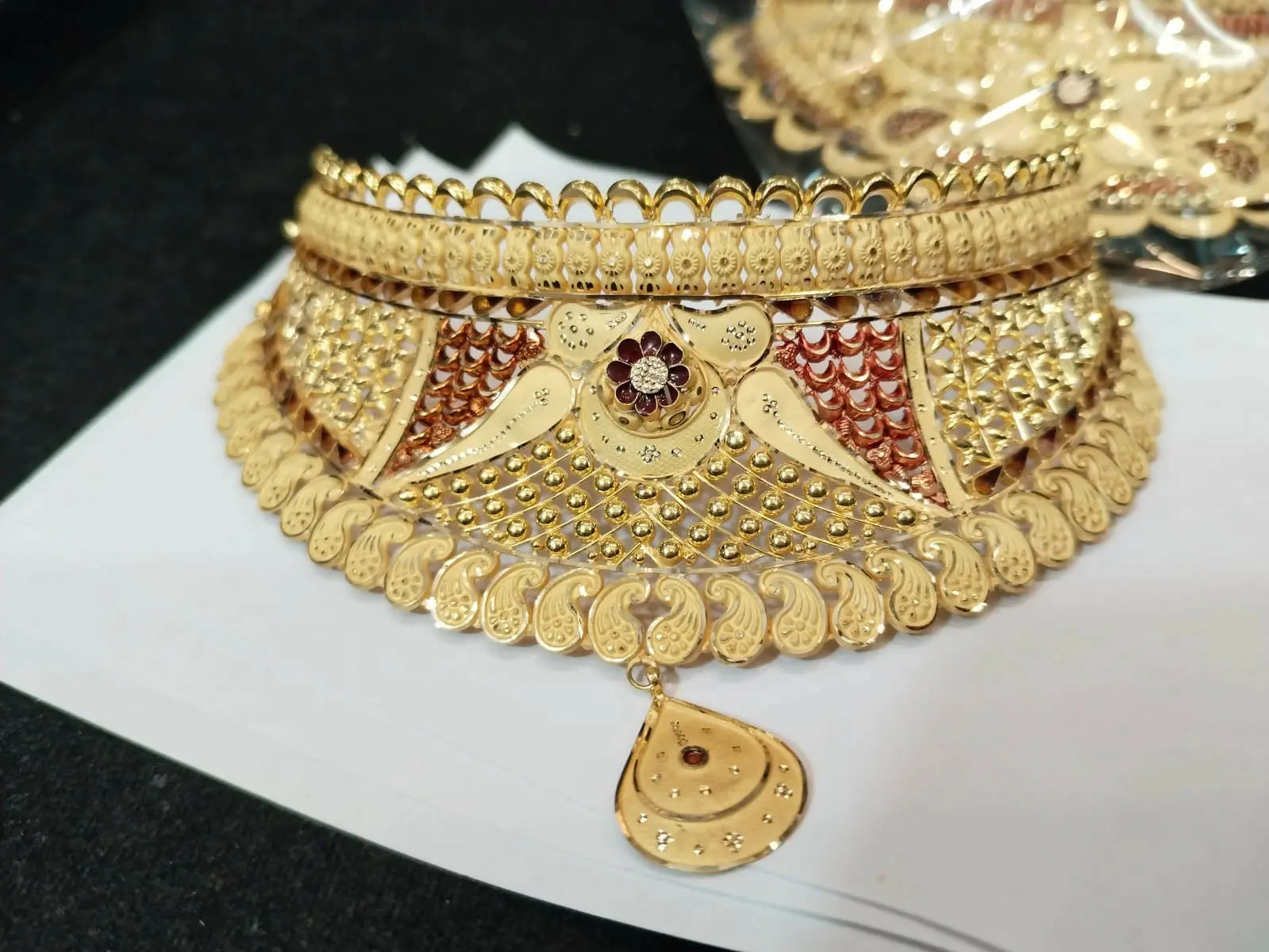 Gold Choker Sarafa Bazar India