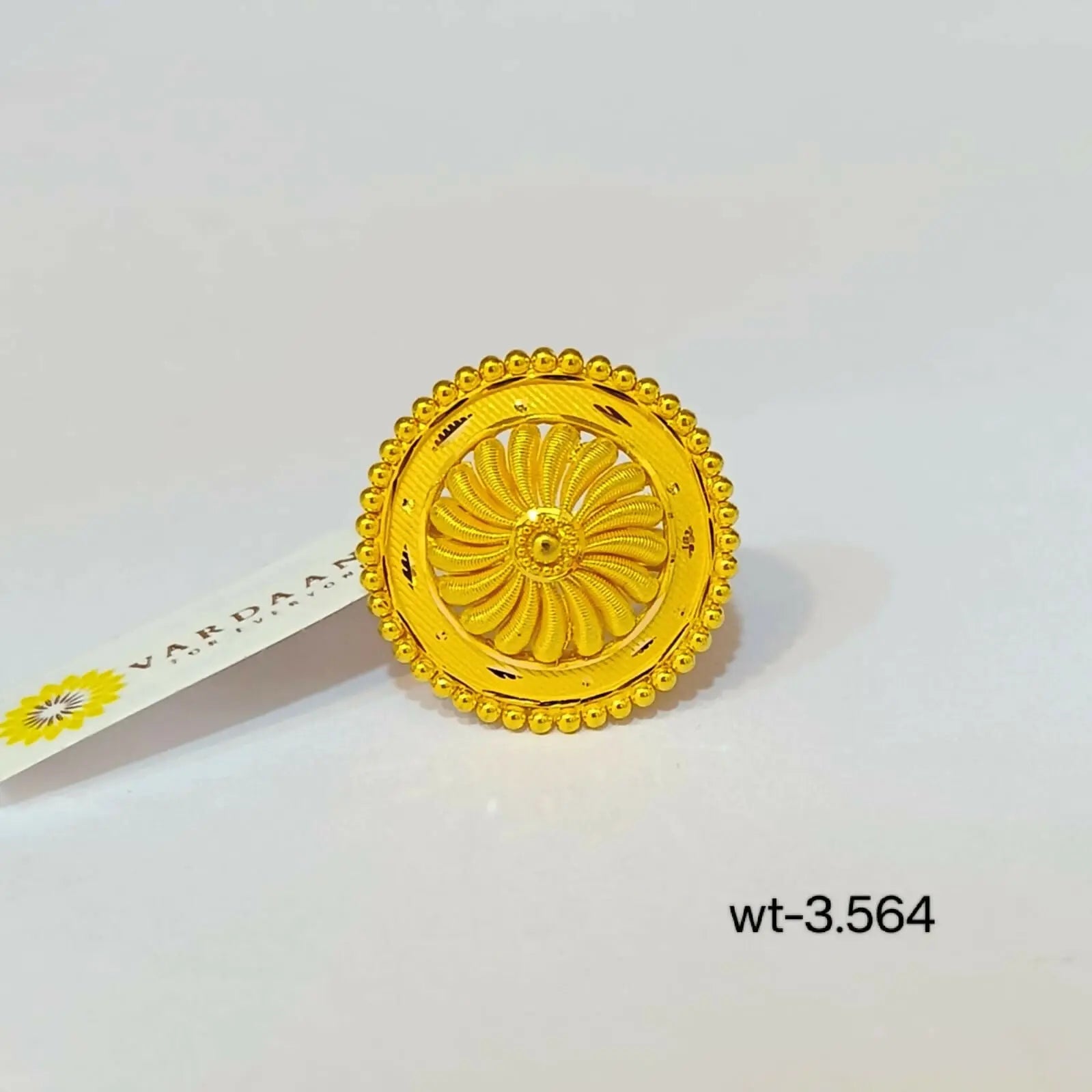 Gold Ladies Ring Sarafa Bazar India