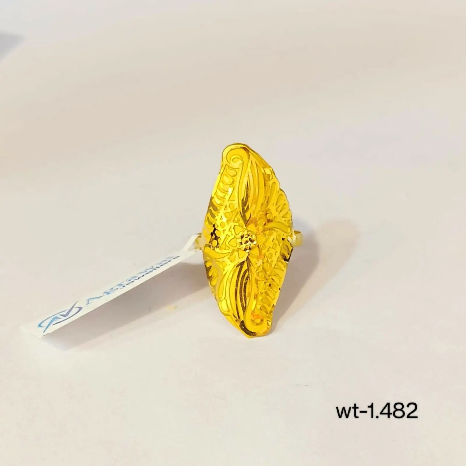 Gold Ladies Ring Sarafa Bazar India