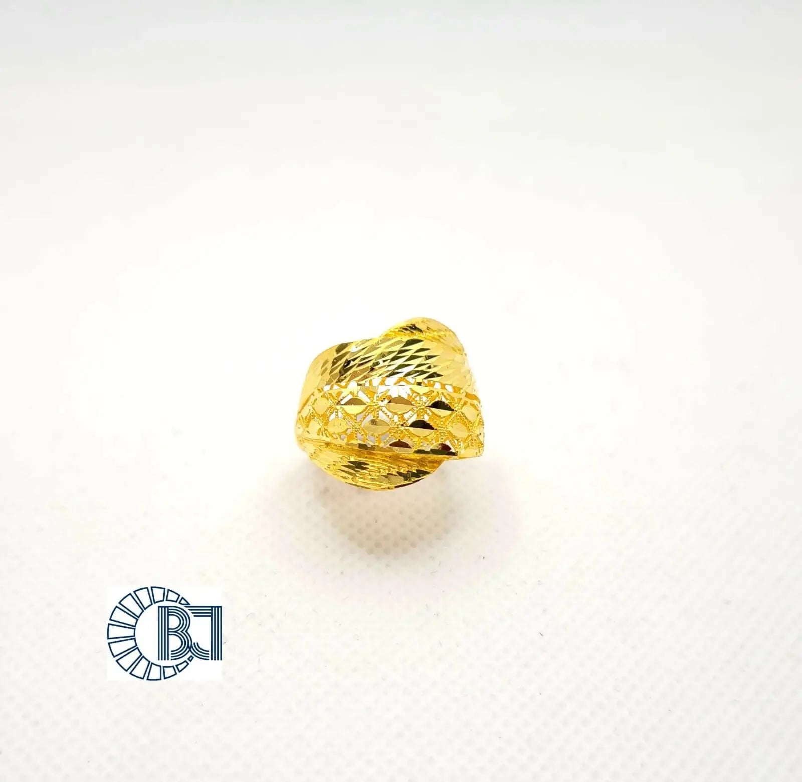 Gold Ladies Ring Sarafa Bazar India