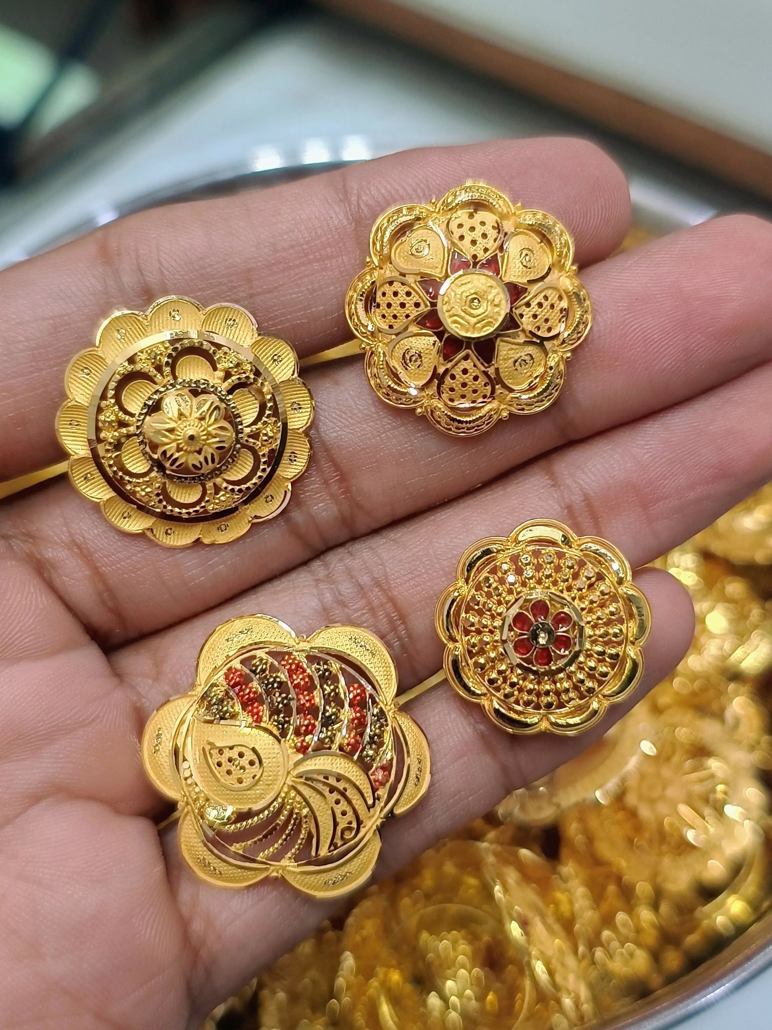 Gold Ladies Rings Sarafa Bazar India