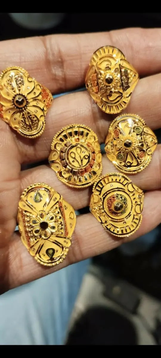 Gold Ladies Rings Sarafa Bazar India