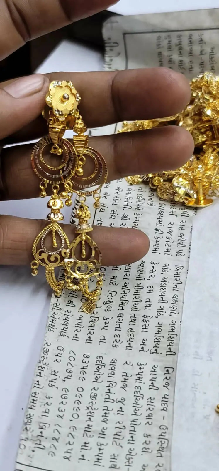 Gold Latkan Sarafa Bazar India