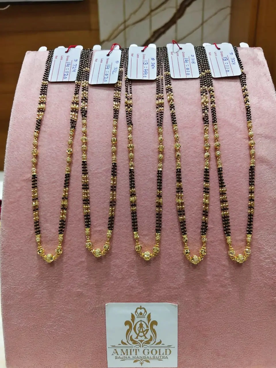 Gold Mangalsutra Sarafa Bazar India