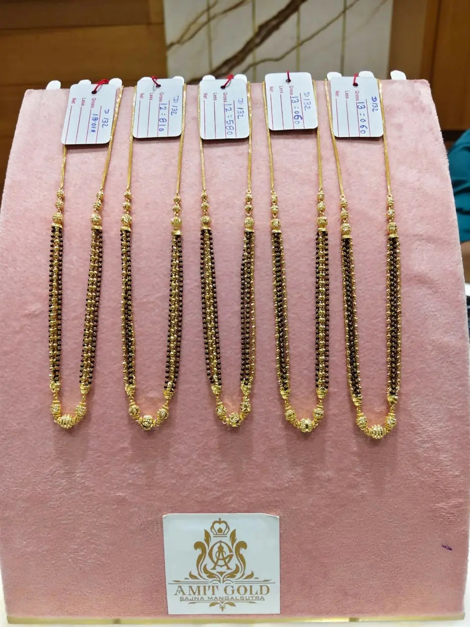 Gold Mangalsutra Sarafa Bazar India