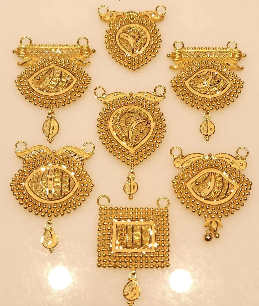 Gold Mangalsutra Pendants Sarafa Bazar India