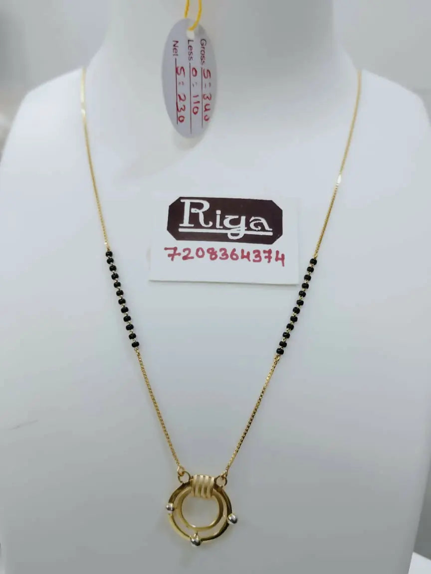 Gold Mangalsutra Sarafa Bazar India
