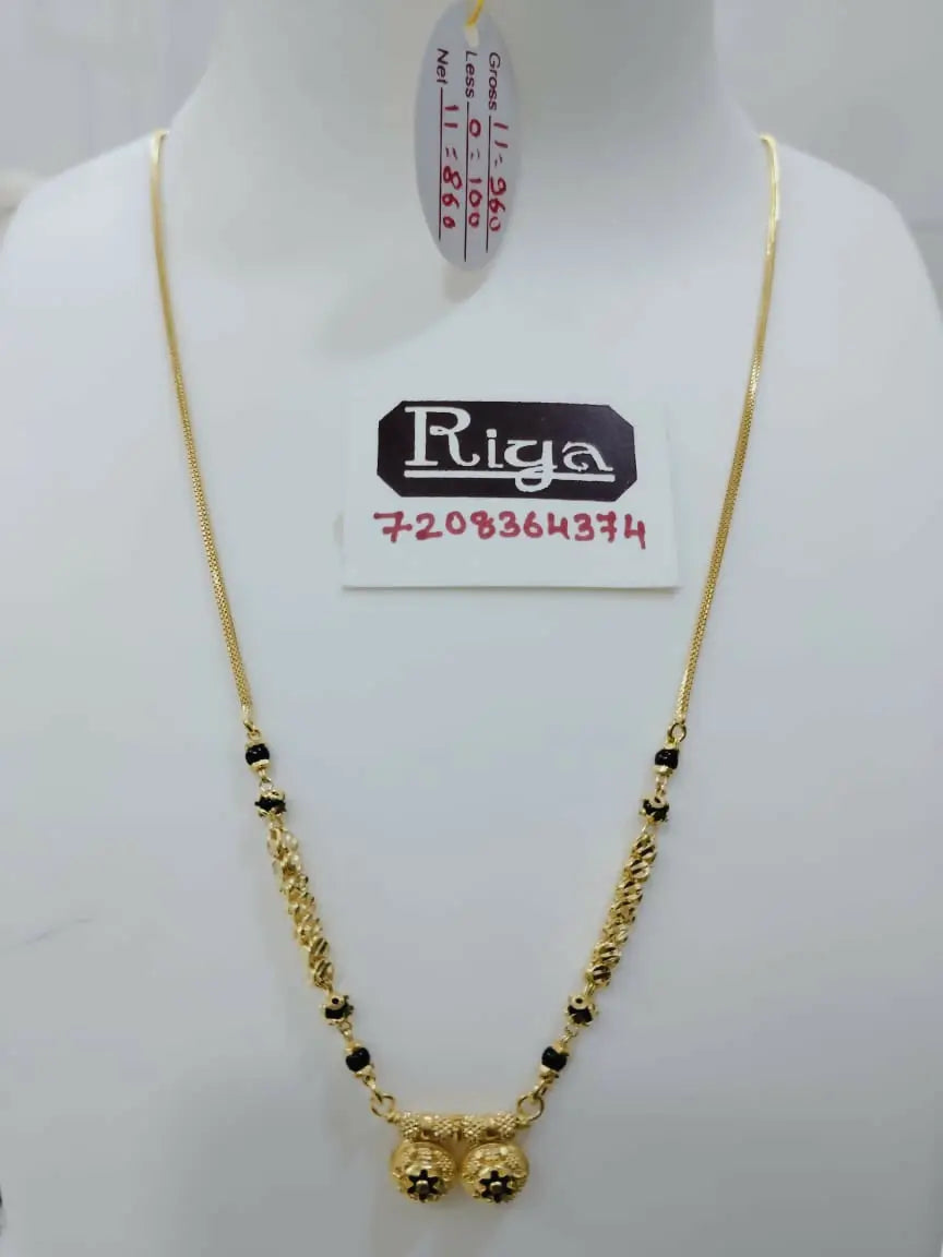 Gold Mangalsutra Sarafa Bazar India