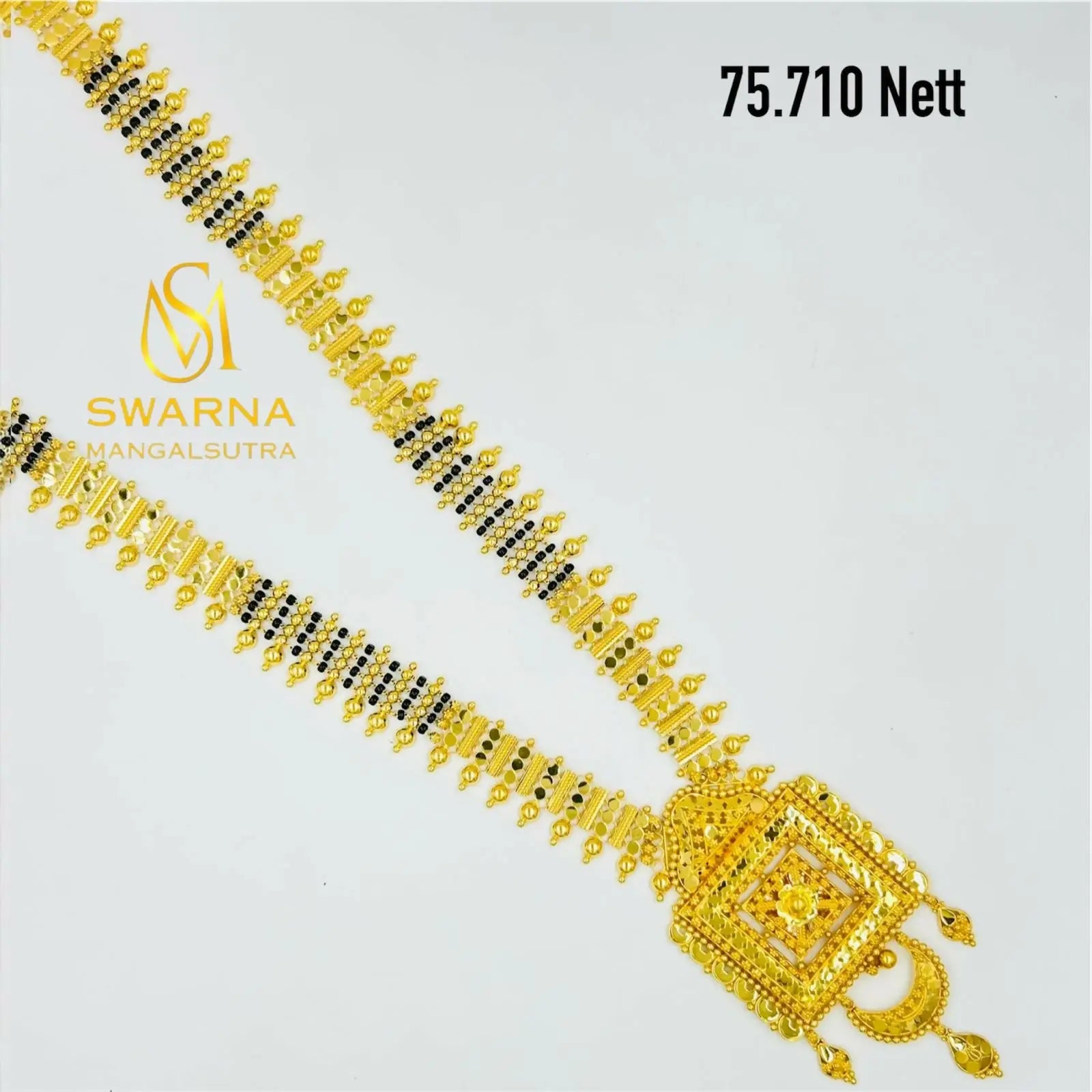 Gold Mangalsutra Sarafa Bazar India