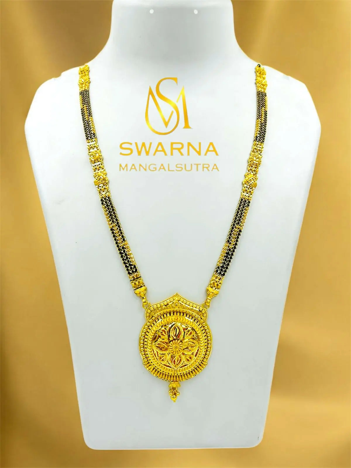 Gold Mangalsutra Sarafa Bazar India