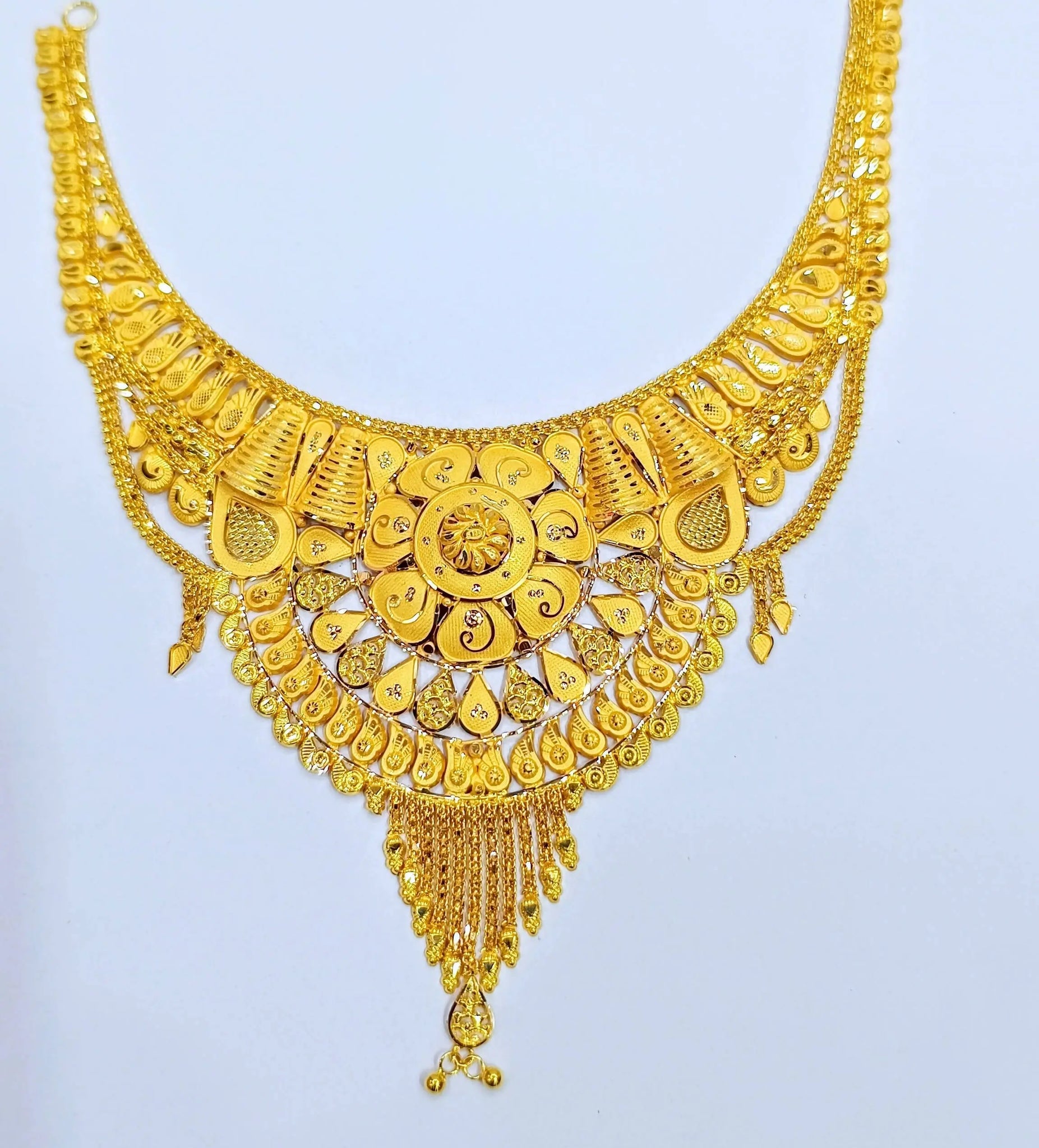 Gold Necklace Sarafa Bazar India