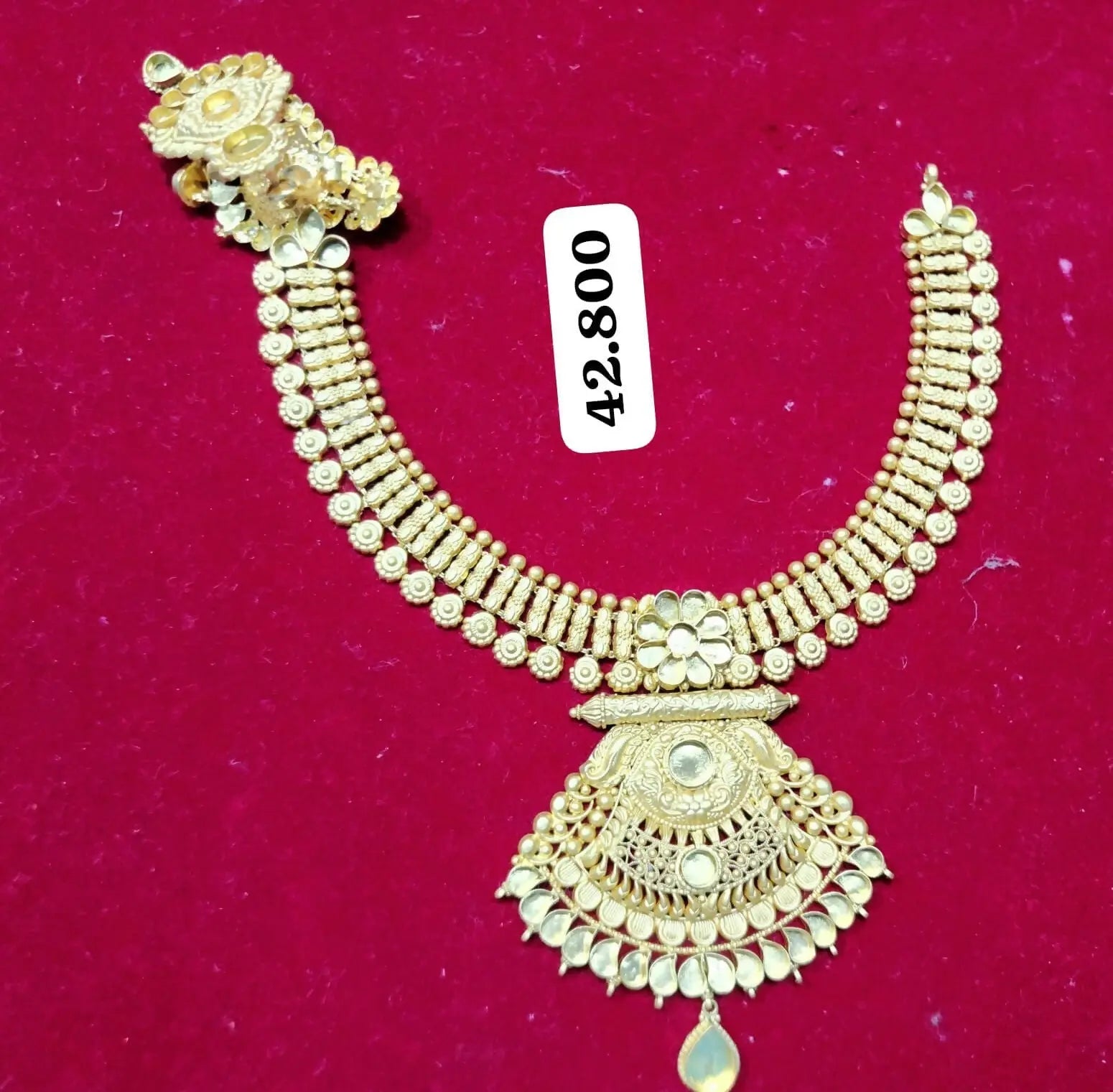 Gold Necklace Sarafa Bazar India