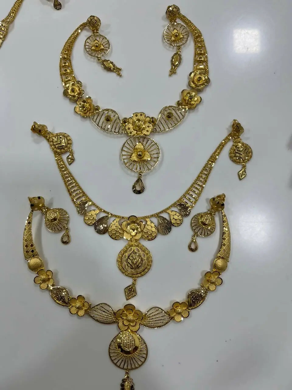 Gold Necklace Sarafa Bazar India