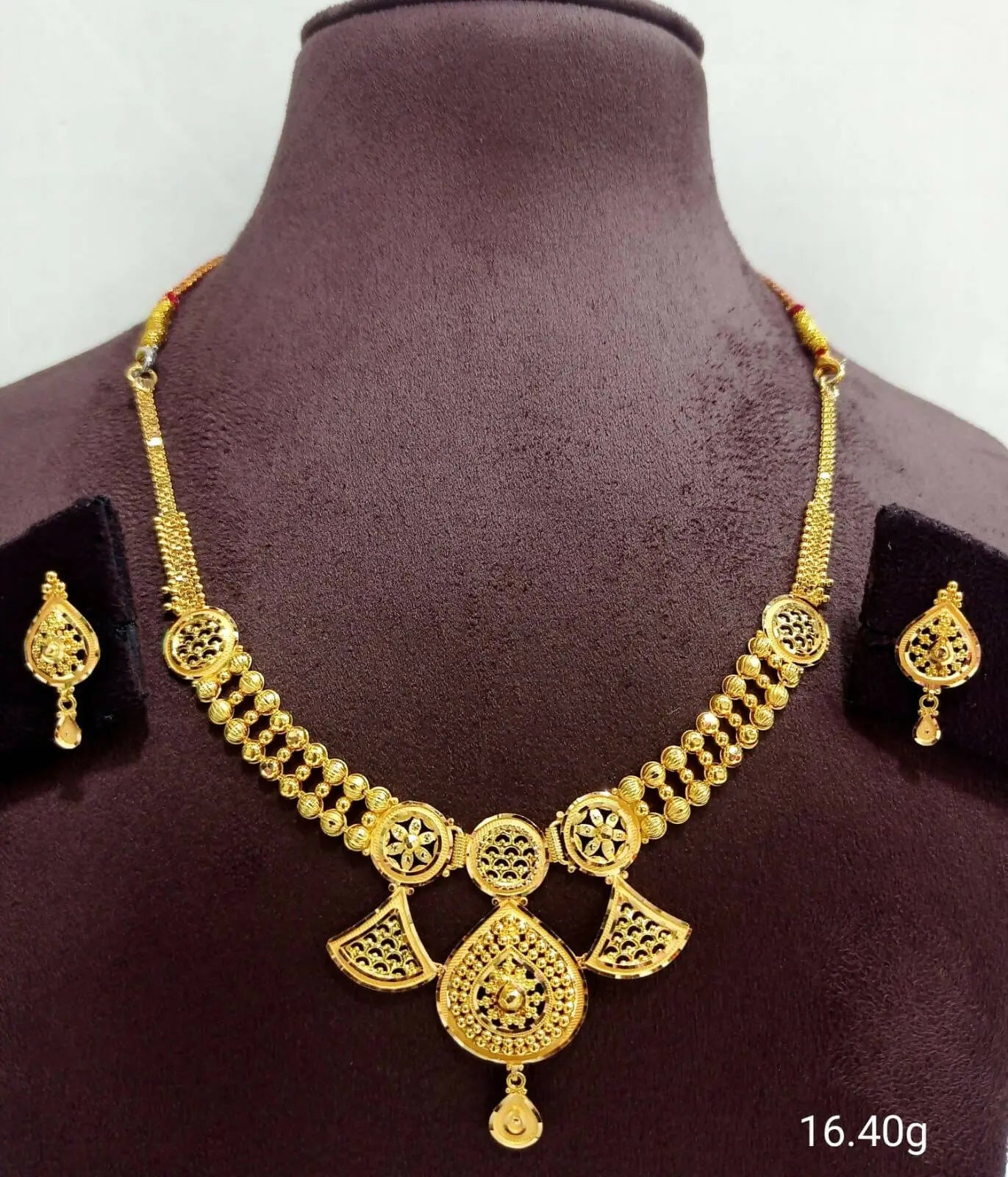 Gold Necklace Sarafa Bazar India