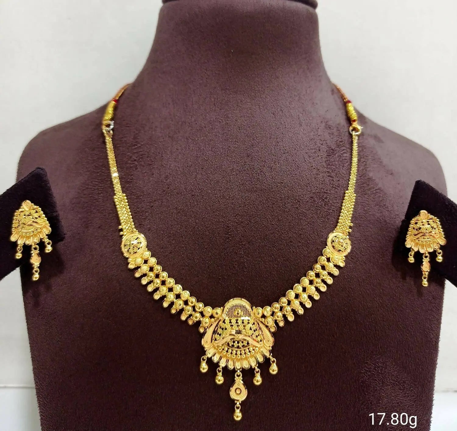 Gold Necklace Sarafa Bazar India