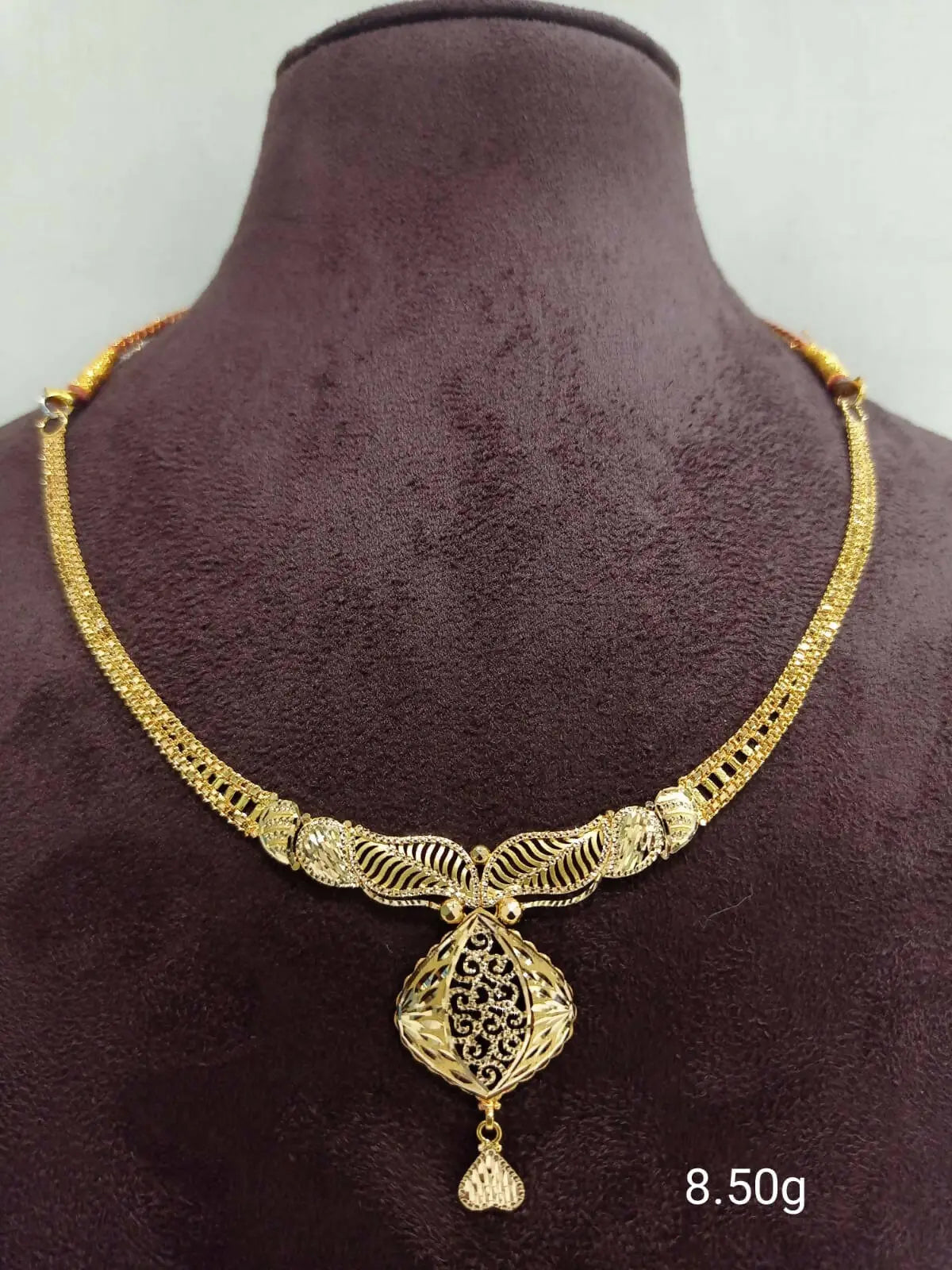 Gold Necklace Sarafa Bazar India