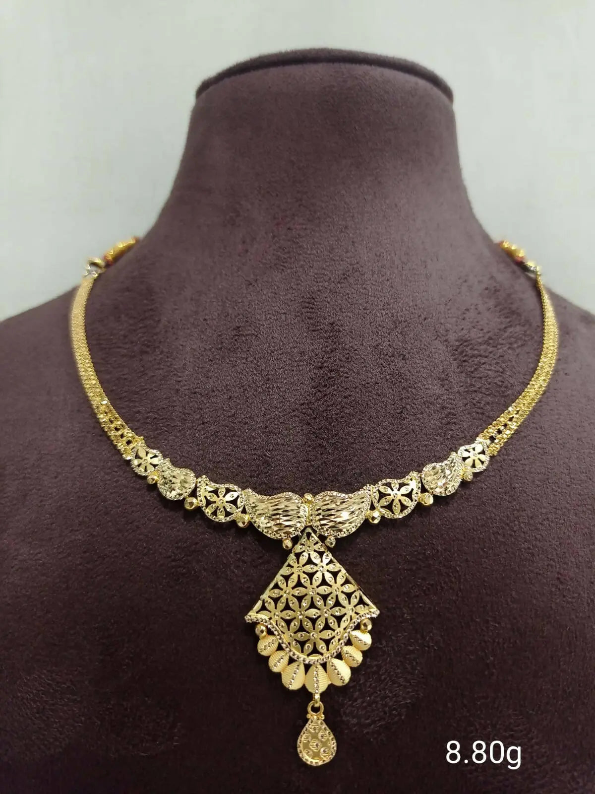 Gold Necklace Sarafa Bazar India