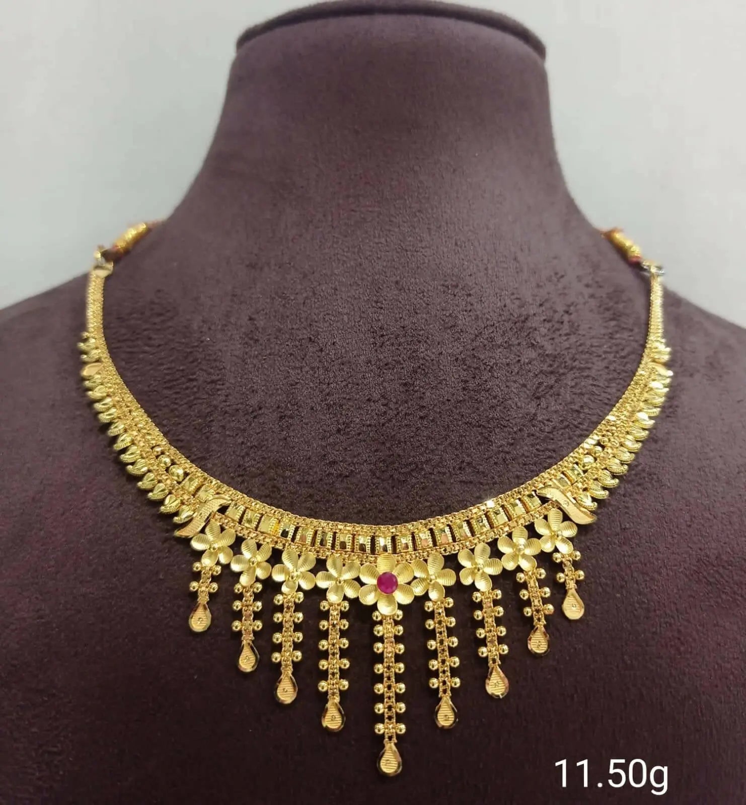 Gold Necklace Sarafa Bazar India