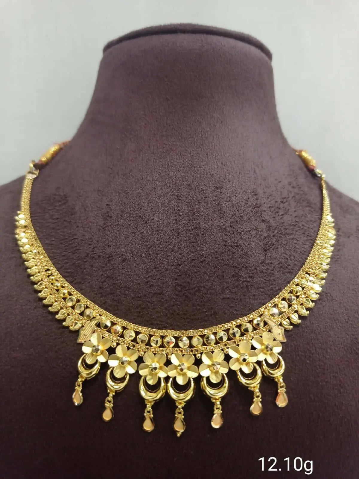 Gold Necklace Sarafa Bazar India