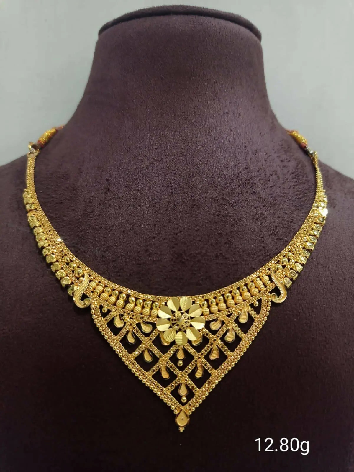 Gold Necklace Sarafa Bazar India