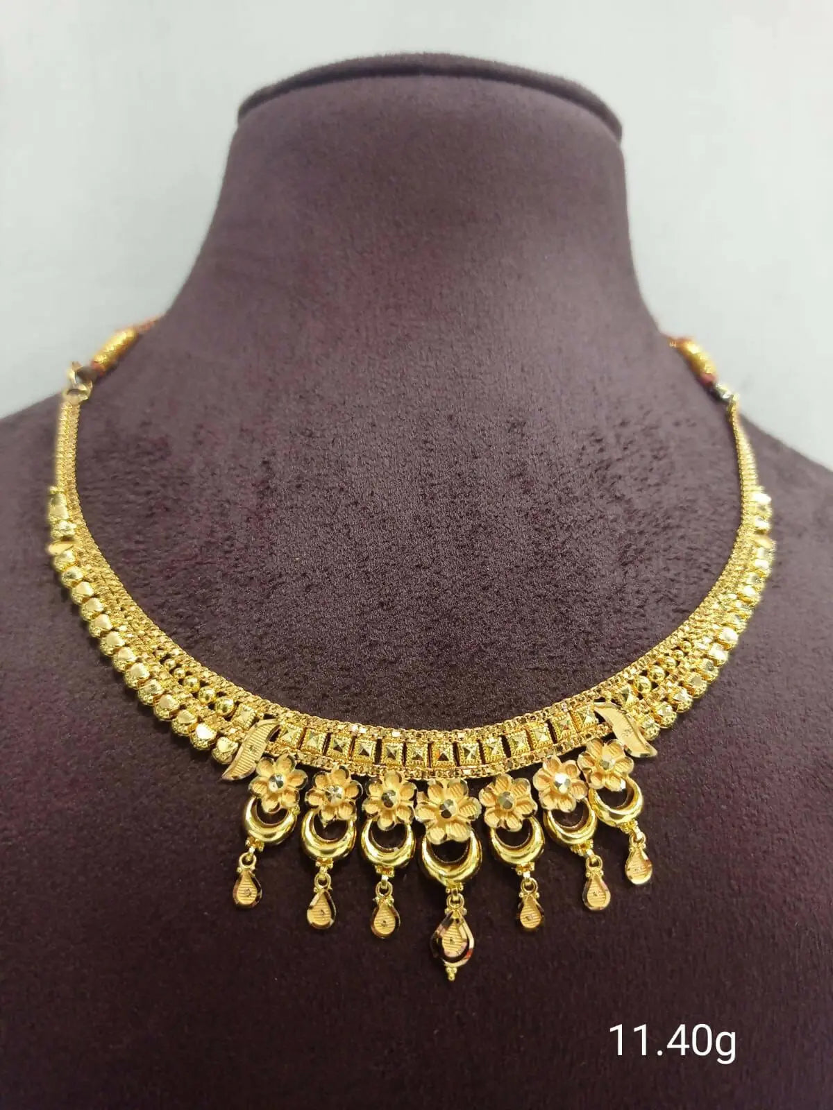 Gold Necklace Sarafa Bazar India