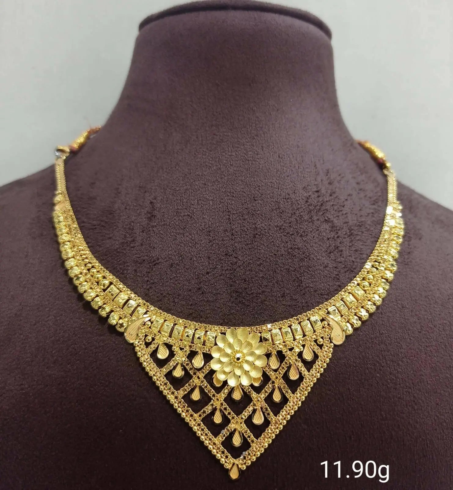 Gold Necklace Sarafa Bazar India