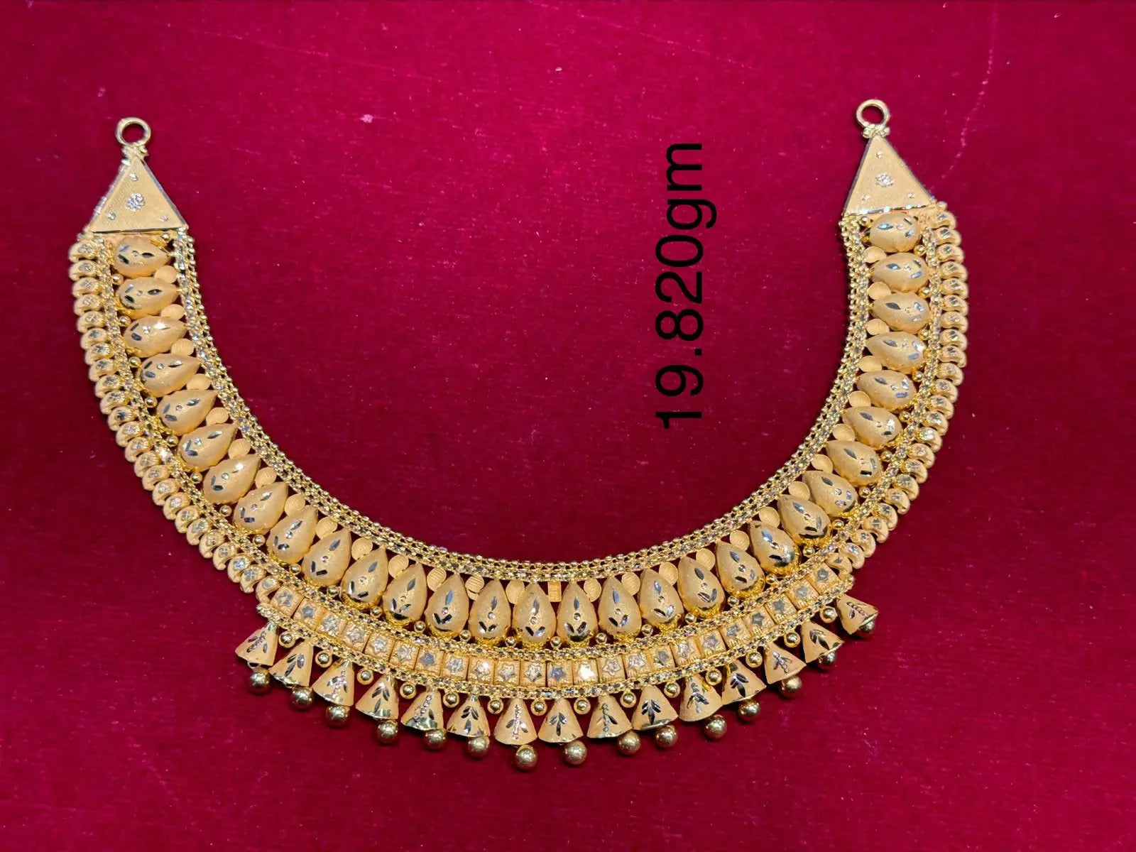 Gold Necklace Sarafa Bazar India