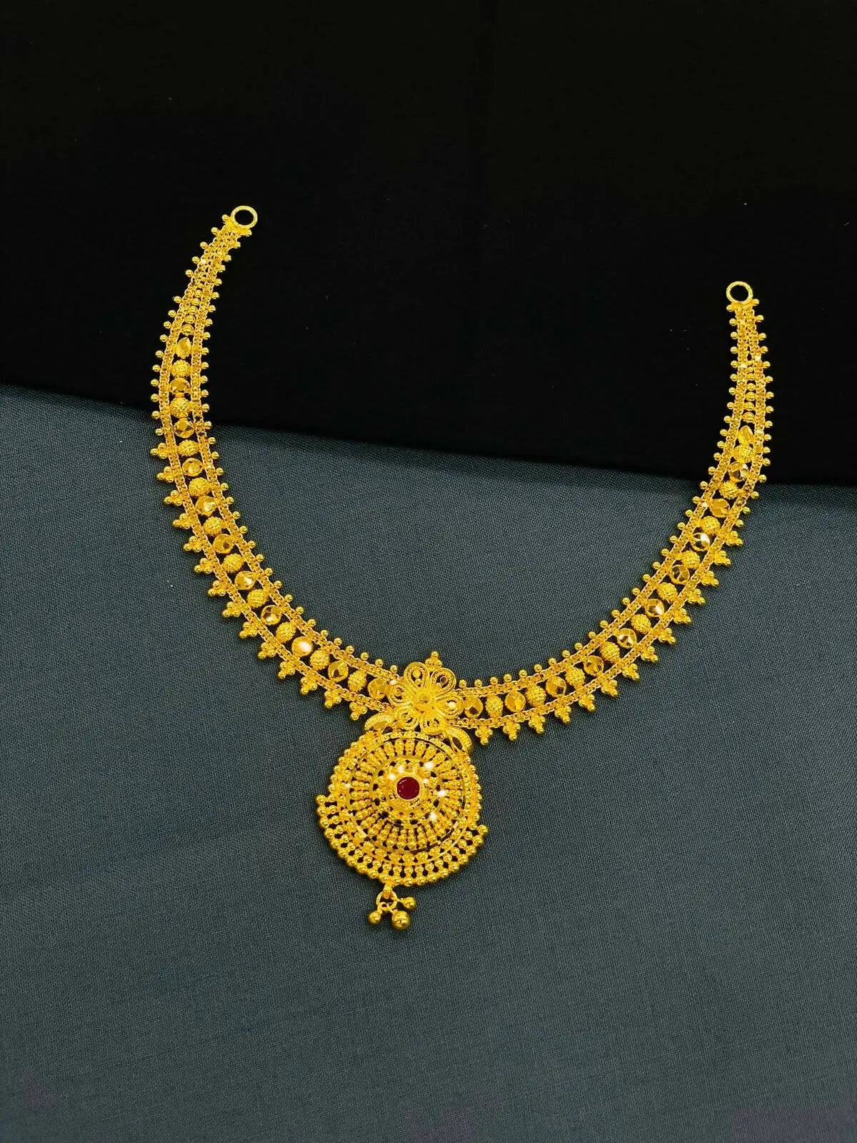 Gold Necklace Sarafa Bazar India