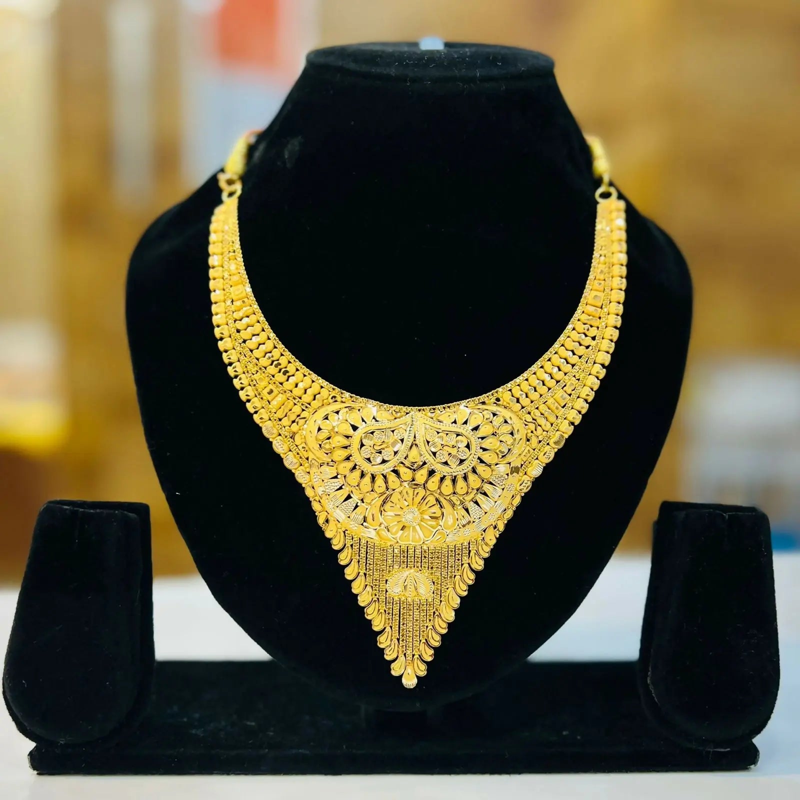 Gold Necklace Sarafa Bazar India